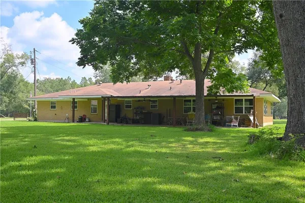$369,900 | 1025 West Bryant Road, Center Point, LA 71323