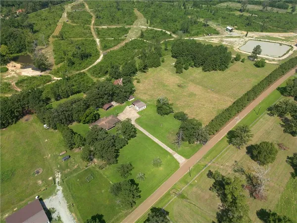 $369,900 | 1025 West Bryant Road, Center Point, LA 71323