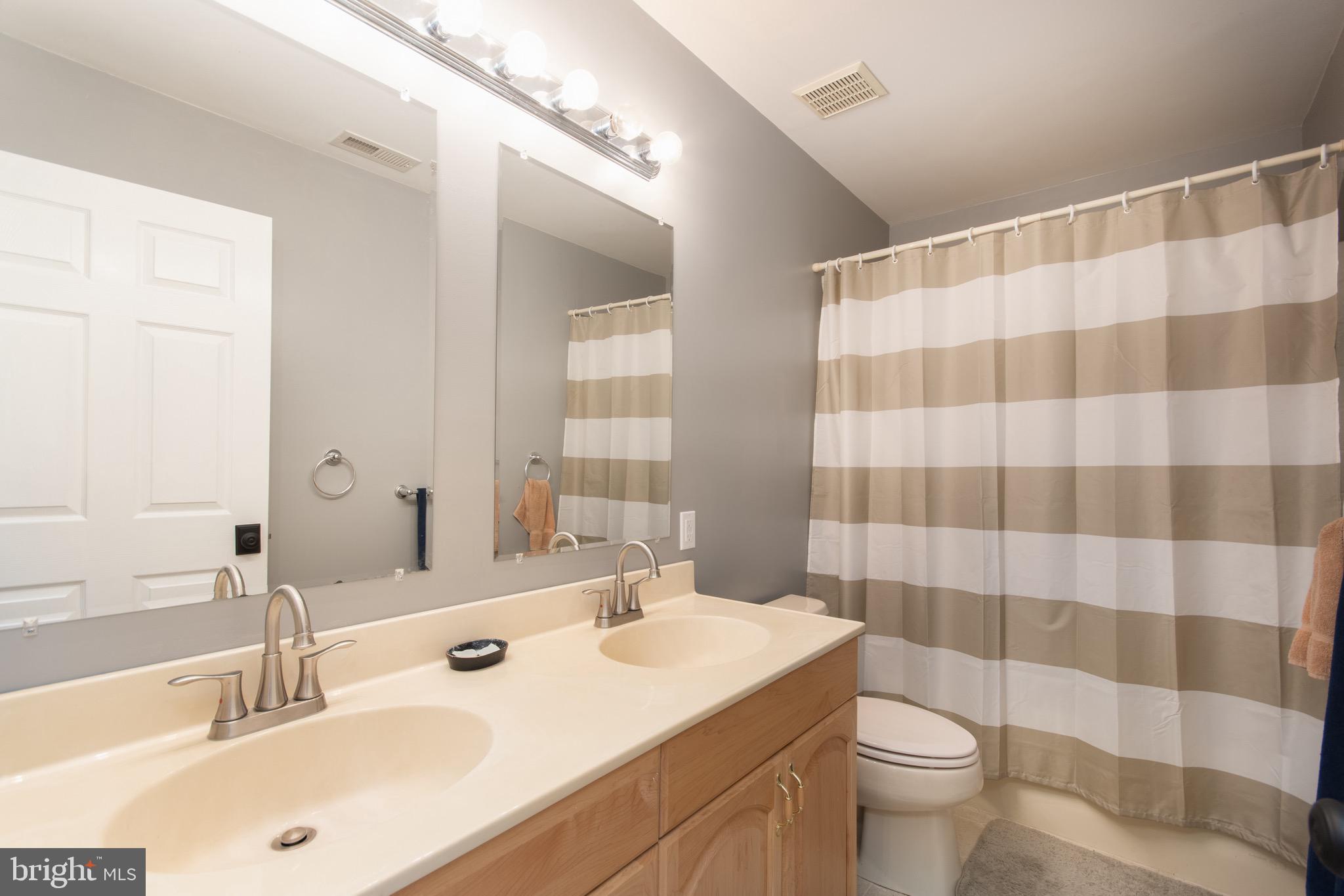 1459 Kearsley Road Sicklerville, NJ 08081 - Photo 24 of 27