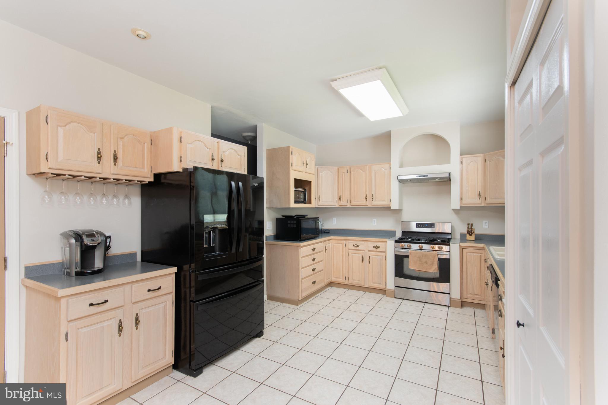 1459 Kearsley Road Sicklerville, NJ 08081 - Photo 9 of 27