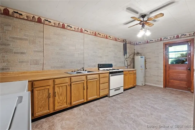 $349,999 | 969 South Goshen Road, Scottsburg, IN 47170