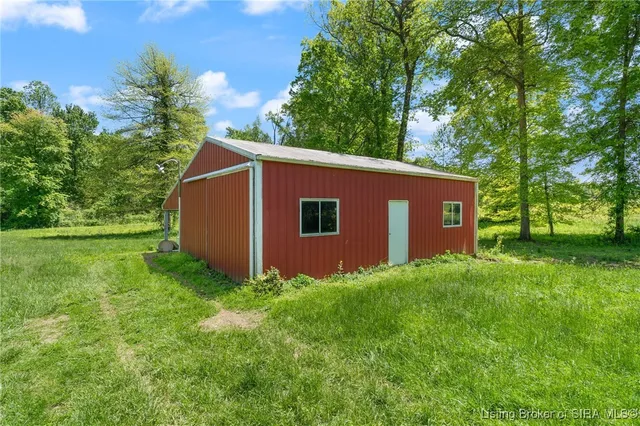 $349,999 | 969 South Goshen Road, Scottsburg, IN 47170