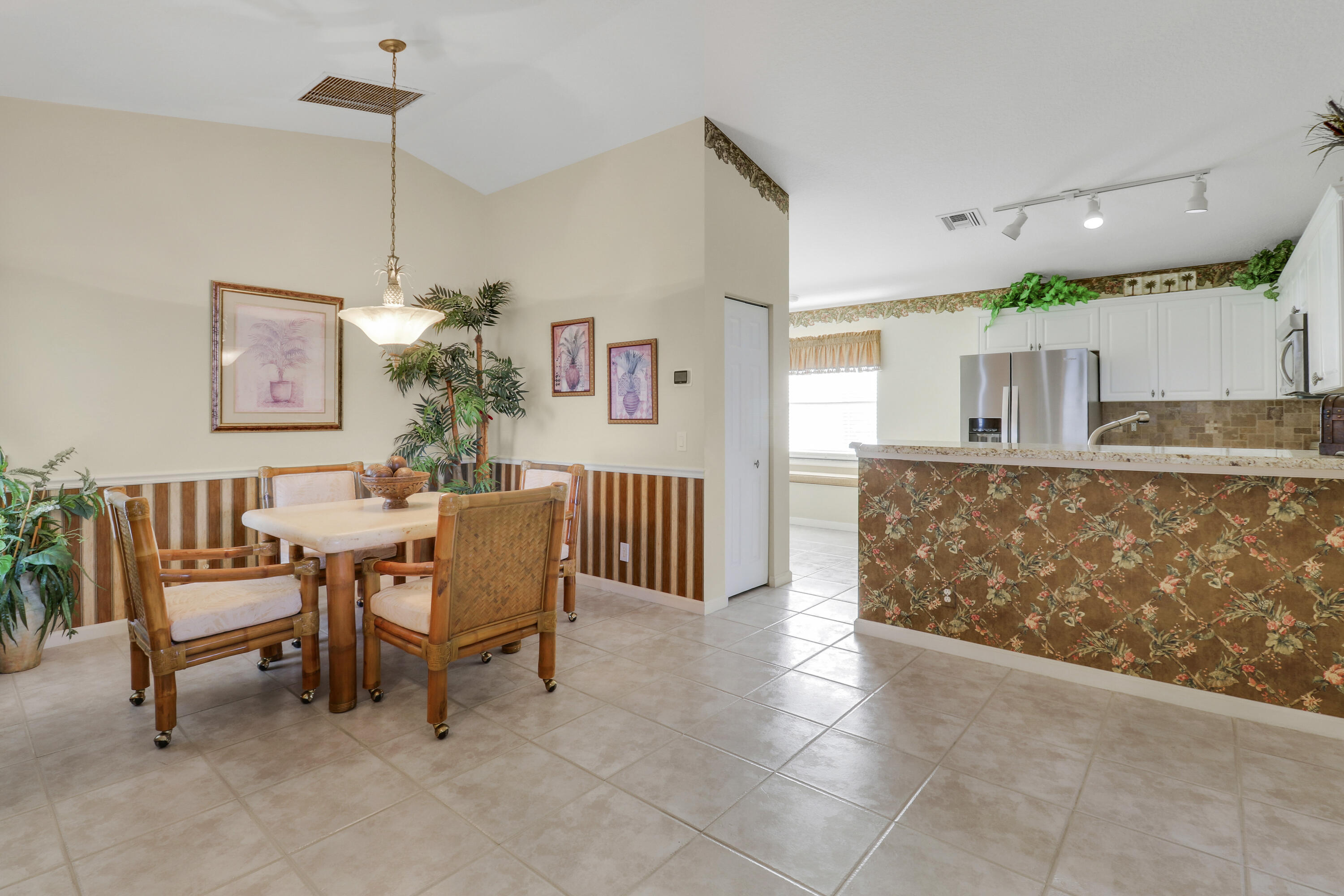 2698 Southwest Versailles Terrace Stuart, FL 34997 - Photo 21 of 38 Open Concept