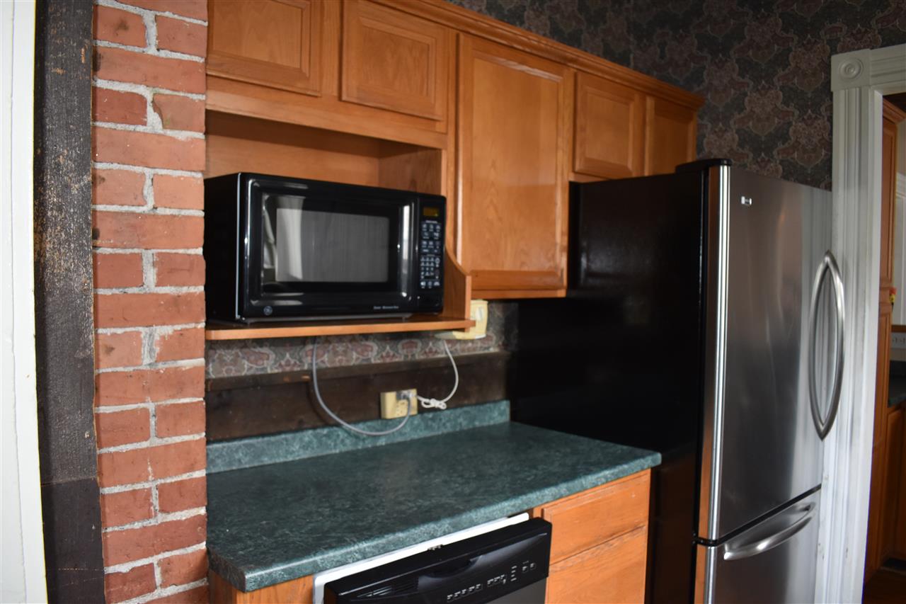 54 Church Street Rochester, NH 03839 - Photo 11 of 35