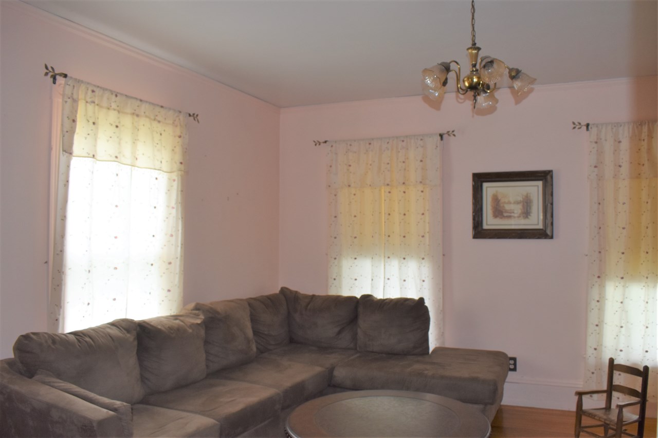 54 Church Street Rochester, NH 03839 - Photo 6 of 35