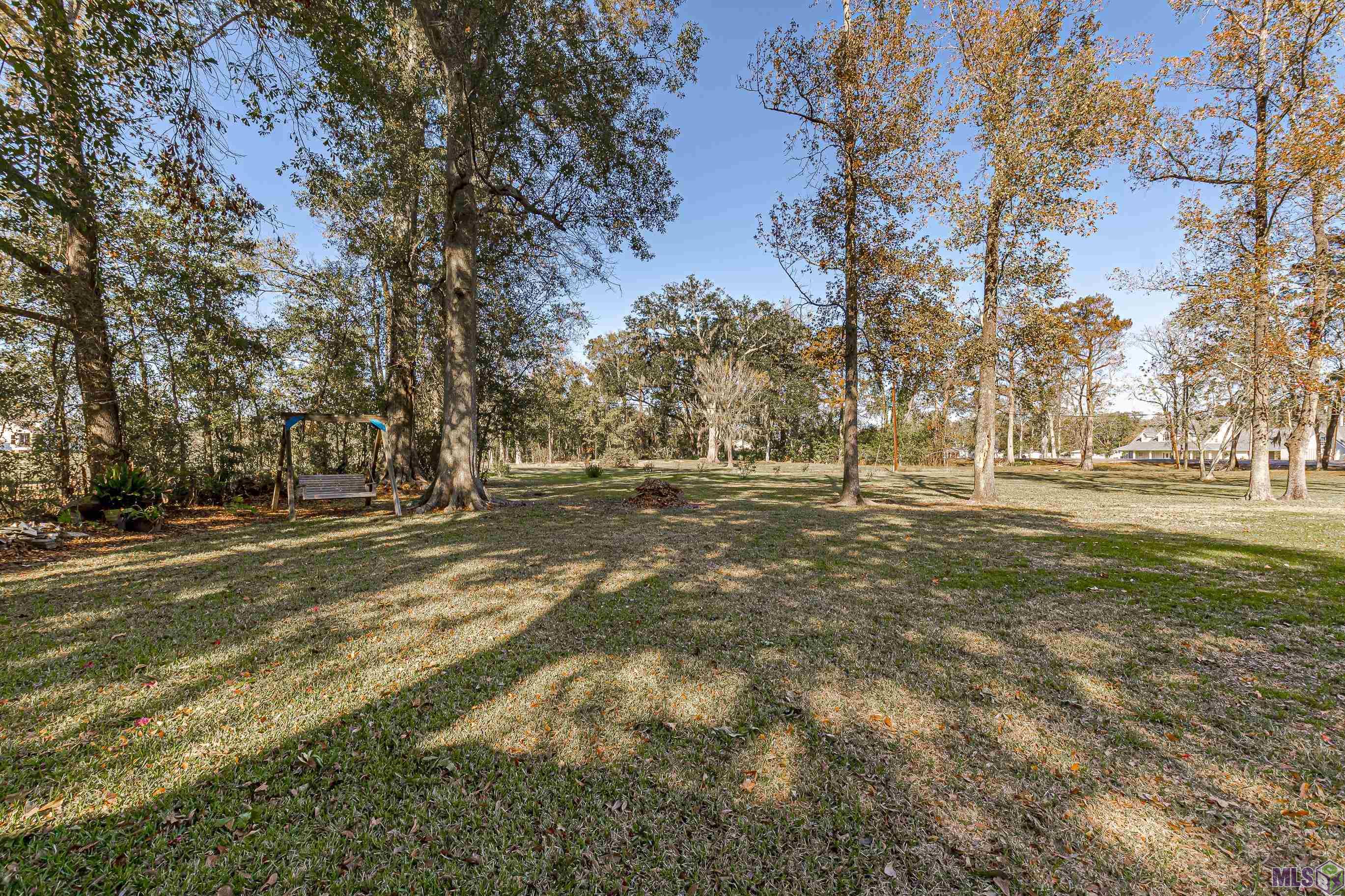 11141 Stringer Bridge Road St. Amant, LA 70774 - Photo 5 of 23 Gallery Image 5
