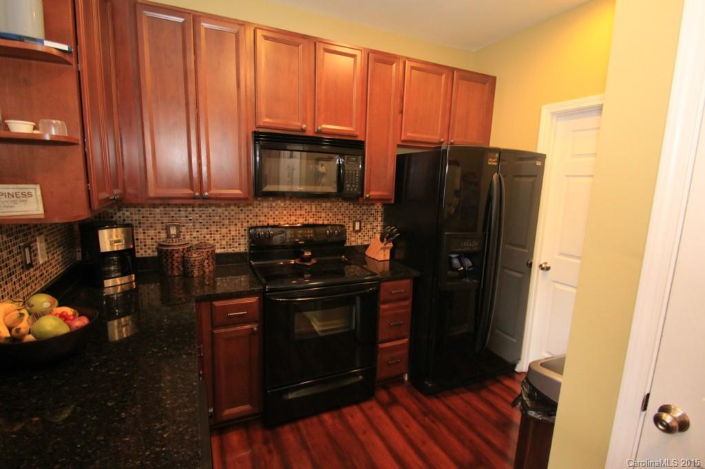 616 Raphael Place, Unit 616 Charlotte, NC 28205 - Photo 7 of 23