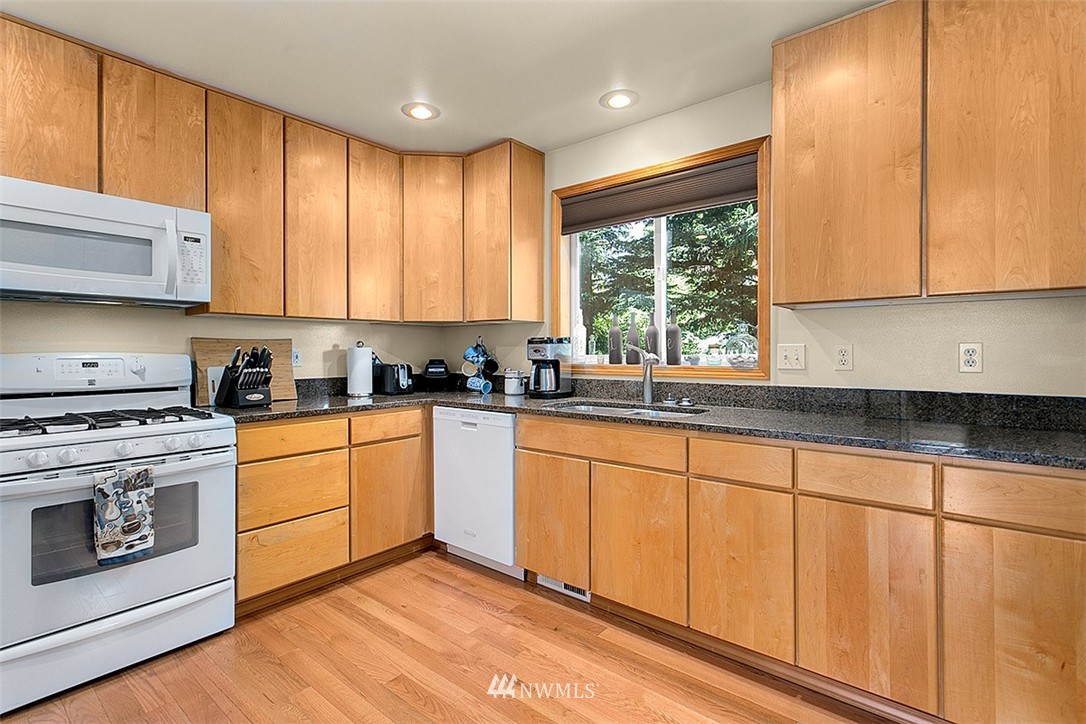 11021 Uct Loop Road Lake Stevens, WA 98258 - Photo 7 of 25