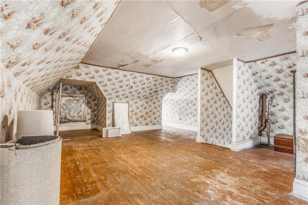 2414 Mt Troy Road Pittsburgh, PA 15212 - Photo 23 of 25 Gallery Image 23