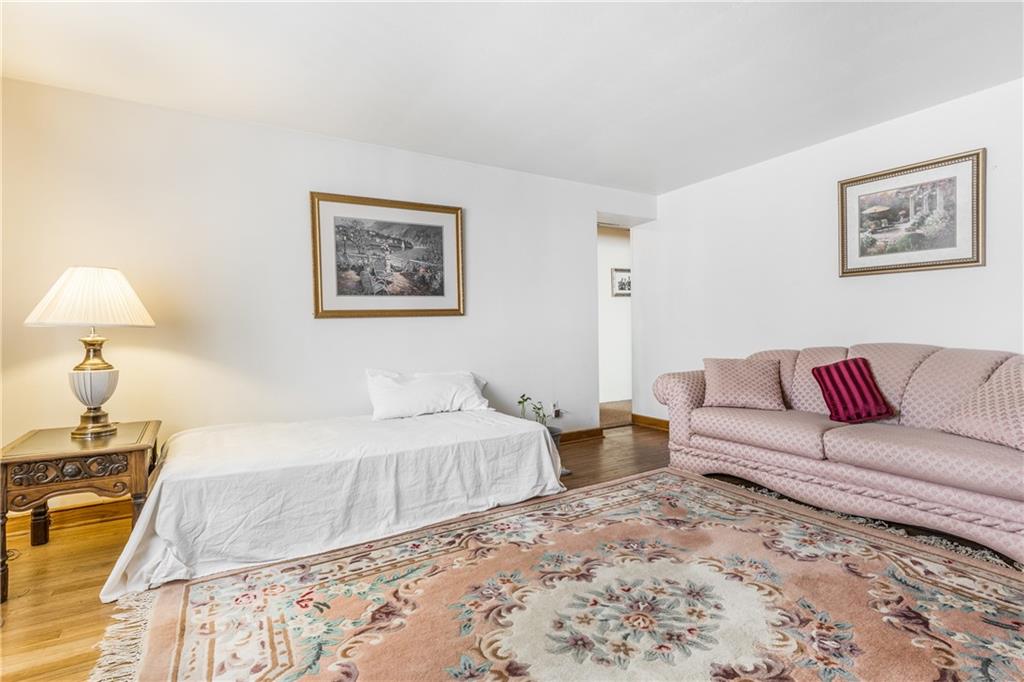 2414 Mt Troy Road Pittsburgh, PA 15212 - Photo 4 of 25 Gallery Image 4