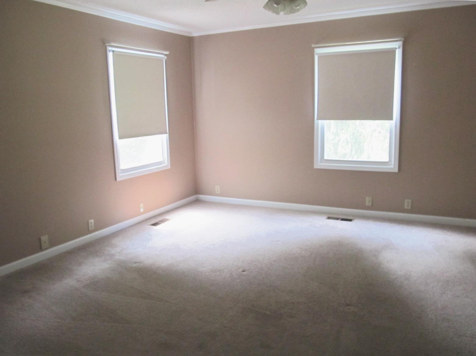 3490 Glendale Community Road Greenback, TN 37742 - Photo 12 of 34 Master Bedroom