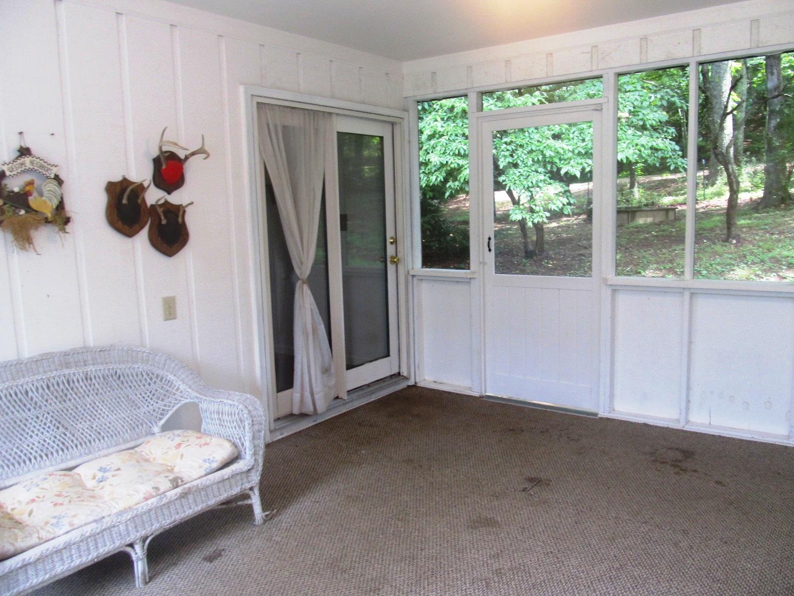 3490 Glendale Community Road Greenback, TN 37742 - Photo 24 of 34 Screened Porch 2