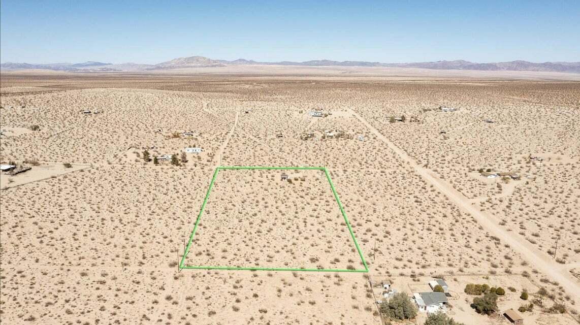 63637 Gemini Road Joshua Tree, CA 92252 - Photo 3 of 22 20221122014616503474000000-o