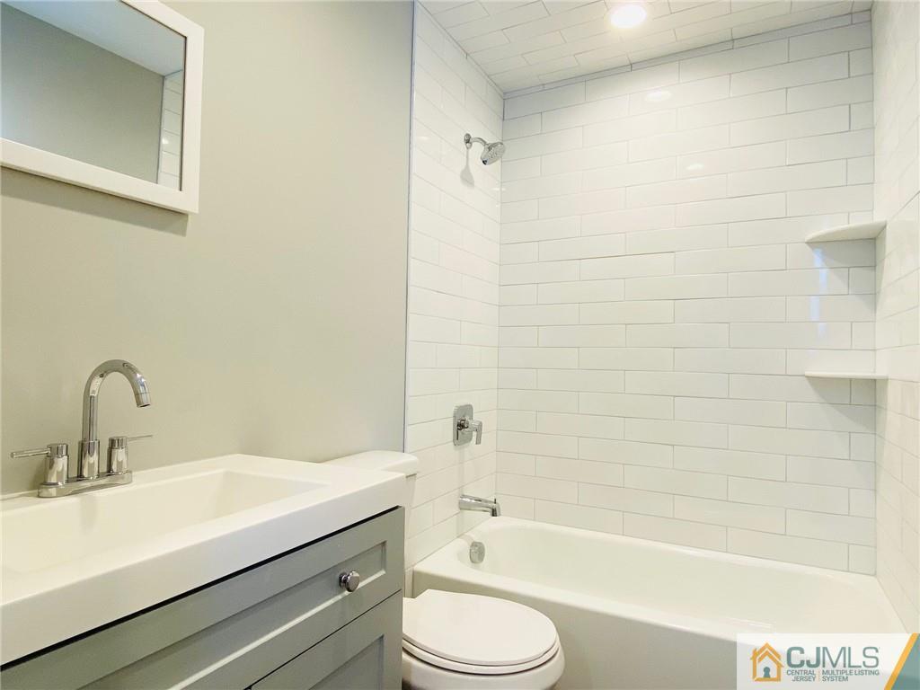 21 Willow Road Metuchen, NJ 08840 - Photo 13 of 19 Gallery Image 13