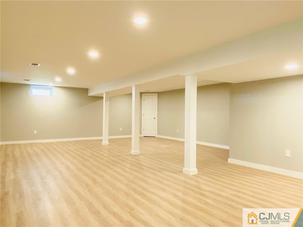 21 Willow Road Metuchen, NJ 08840 - Photo 14 of 19 Gallery Image 14