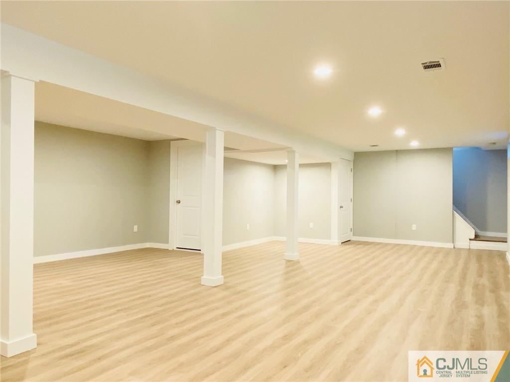 21 Willow Road Metuchen, NJ 08840 - Photo 15 of 19 Gallery Image 15