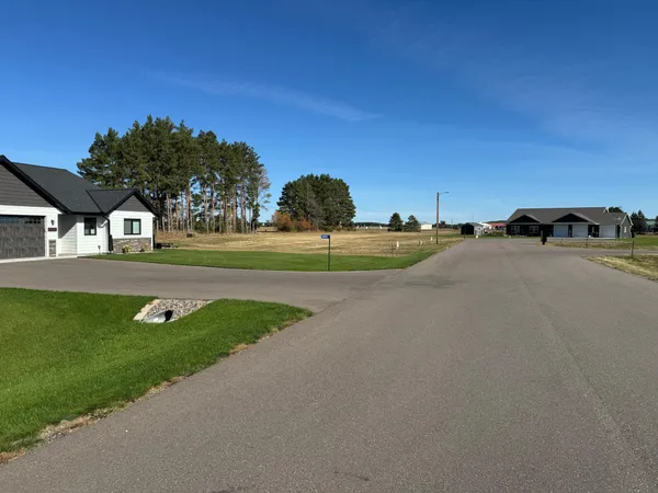 $65,000 | 2 Weston Circle, Little Falls, MN 56345