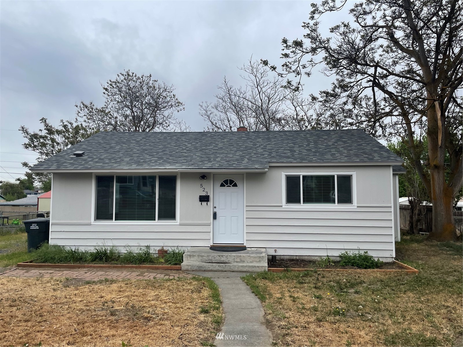 523 North Clark Road Moses Lake, WA 98837 - Photo 1 of 19 Gallery Image 1
