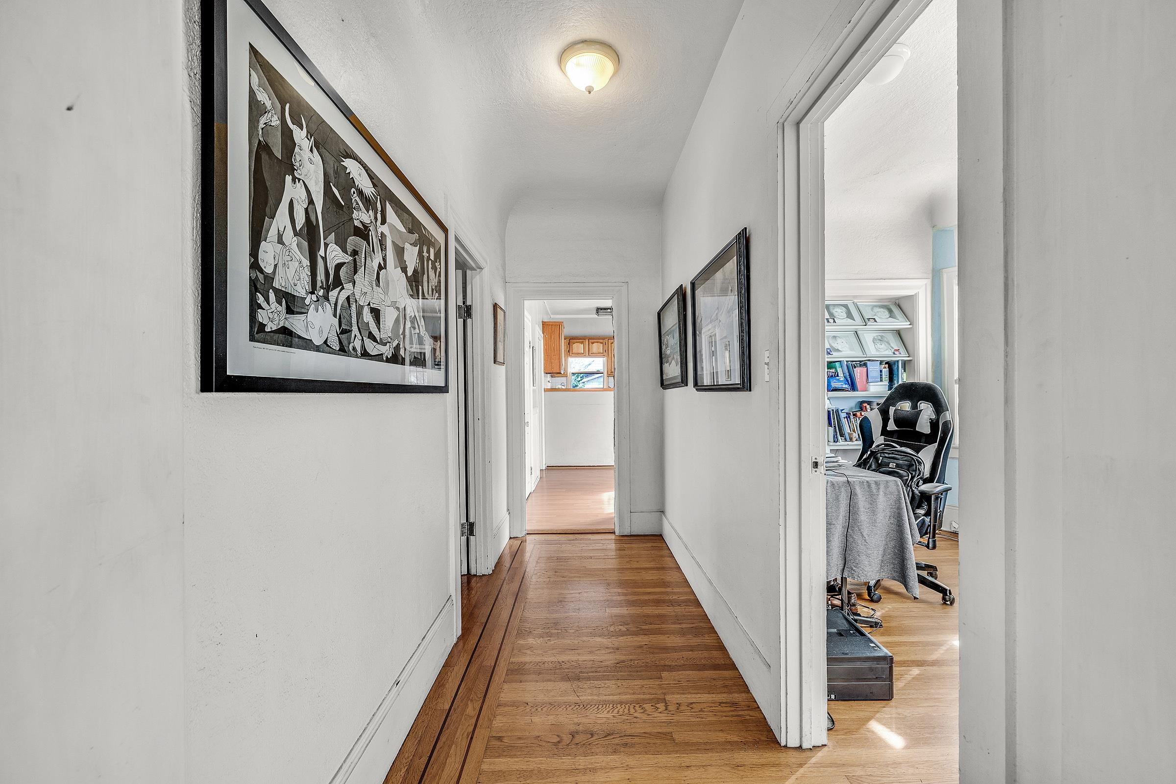 976 Park Street Alameda, CA 94501 - Photo 5 of 37