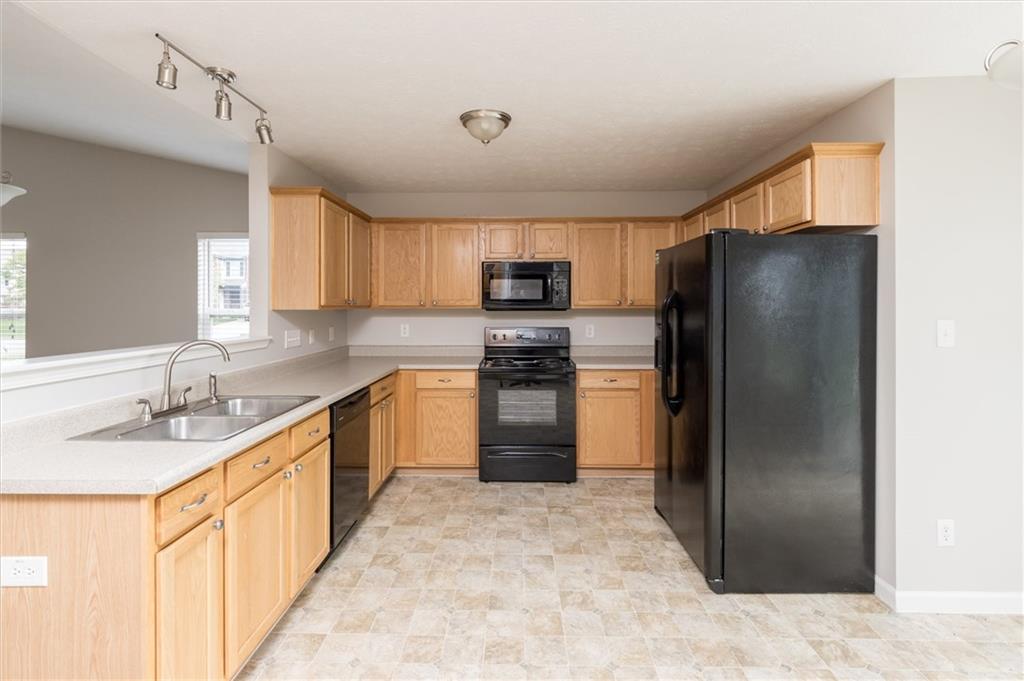 2288 Walpole Road Brownsburg, IN 46112 - Photo 10 of 20
