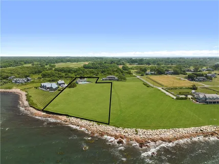 $7,000,000 | 43 Baileys Ledge Road, Little Compton, RI 02837