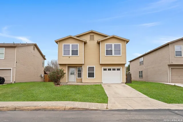 $2,000 | 915 Ridingate Farm, San Antonio, TX 78228