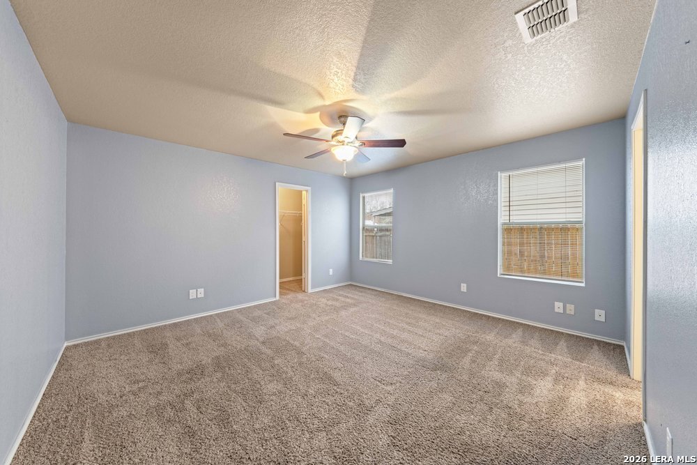 915 Ridingate Farm San Antonio, TX 78228 - Photo 17 of 38