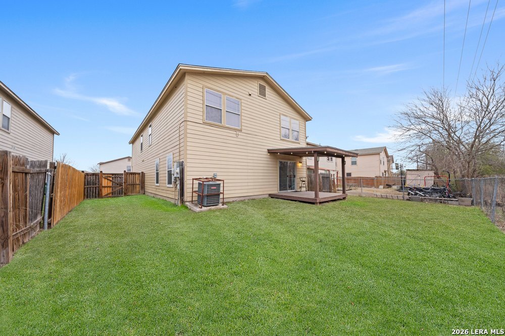 915 Ridingate Farm San Antonio, TX 78228 - Photo 34 of 38