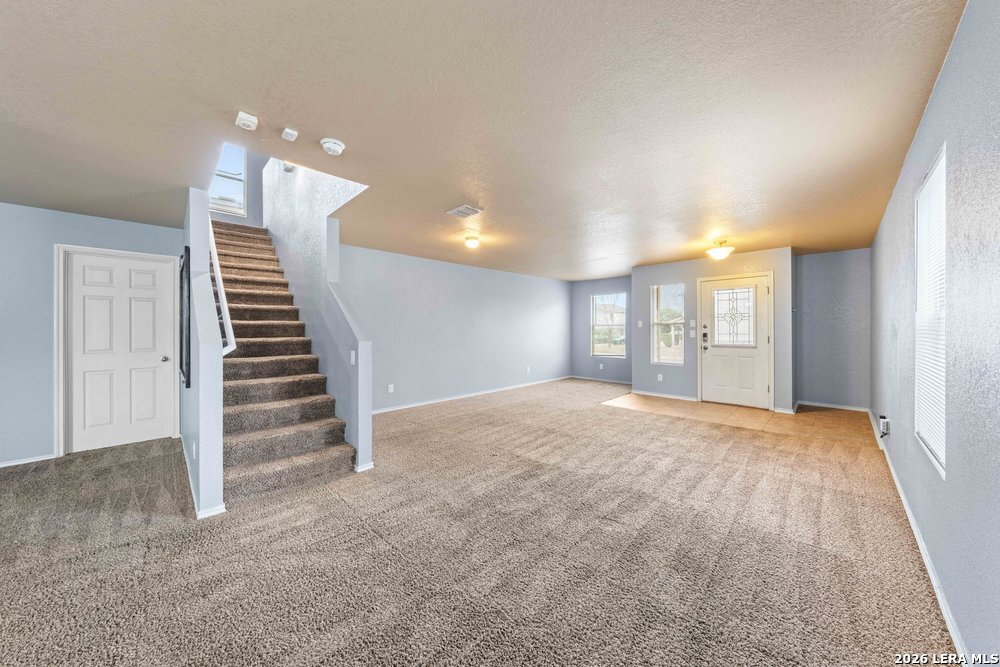 915 Ridingate Farm San Antonio, TX 78228 - Photo 7 of 38