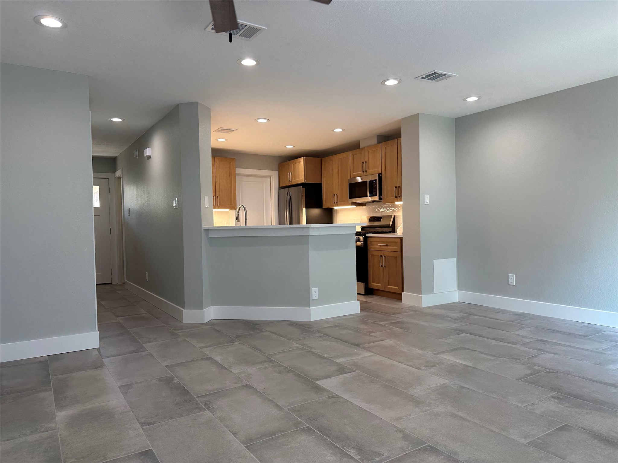 7205 Aldea Drive, Unit A Austin, TX 78745 - Photo 3 of 19