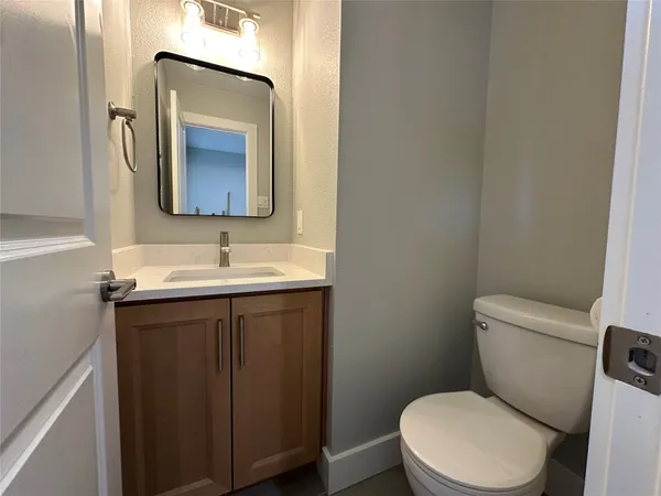 $1,950 | 7205 Aldea Drive, Unit A, Austin, TX 78745