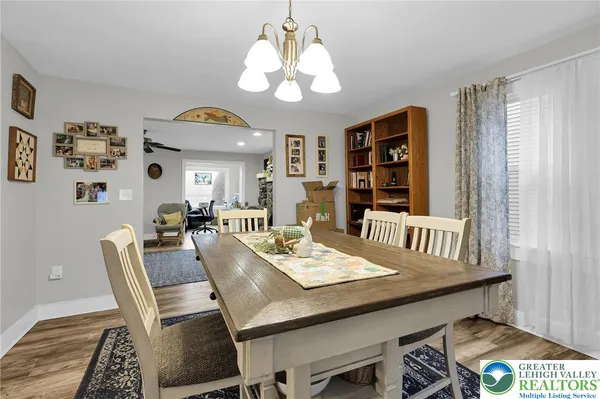 $269,900 | 2042 Highway 92, Pittston, PA 18643