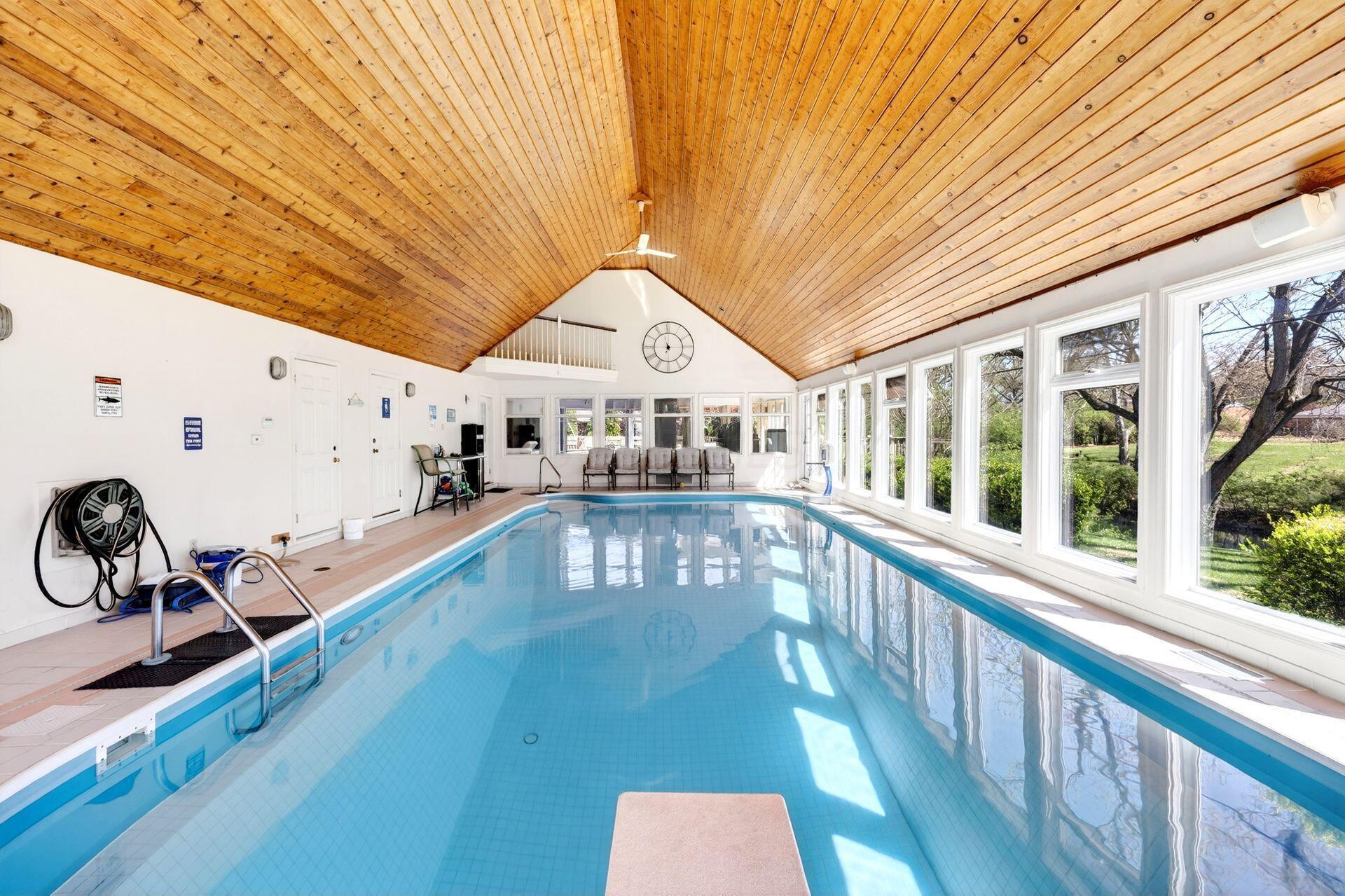 2433 Brookwood Road Columbus, OH 43209 - Photo 36 of 105 Indoor Pool