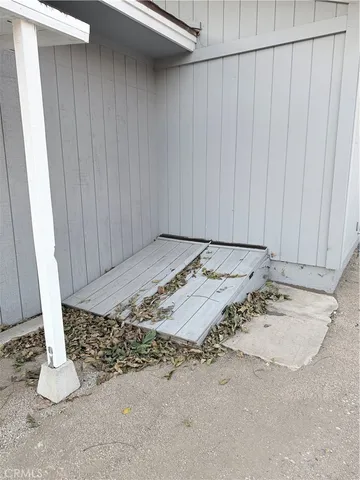 $3,900 | 13455 Bradley Avenue, Sylmar, CA 91342