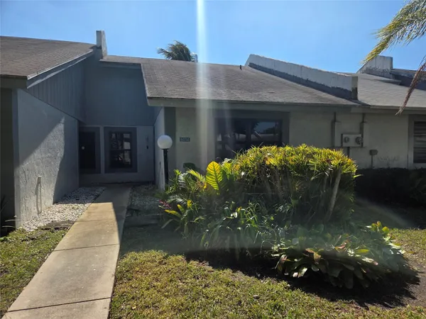 $309,999 | 6014 Northwest 3rd Street, Unit 6014, Margate, FL 33063