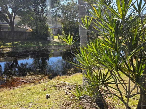 $309,999 | 6014 Northwest 3rd Street, Unit 6014, Margate, FL 33063