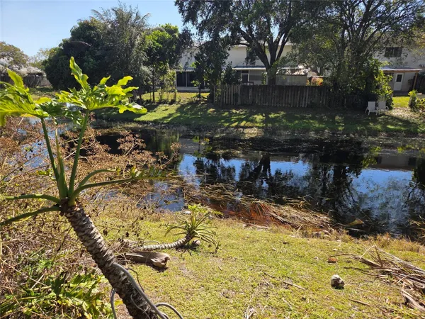 $309,999 | 6014 Northwest 3rd Street, Unit 6014, Margate, FL 33063