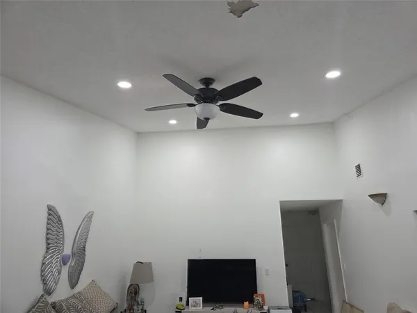 $309,999 | 6014 Northwest 3rd Street, Unit 6014, Margate, FL 33063