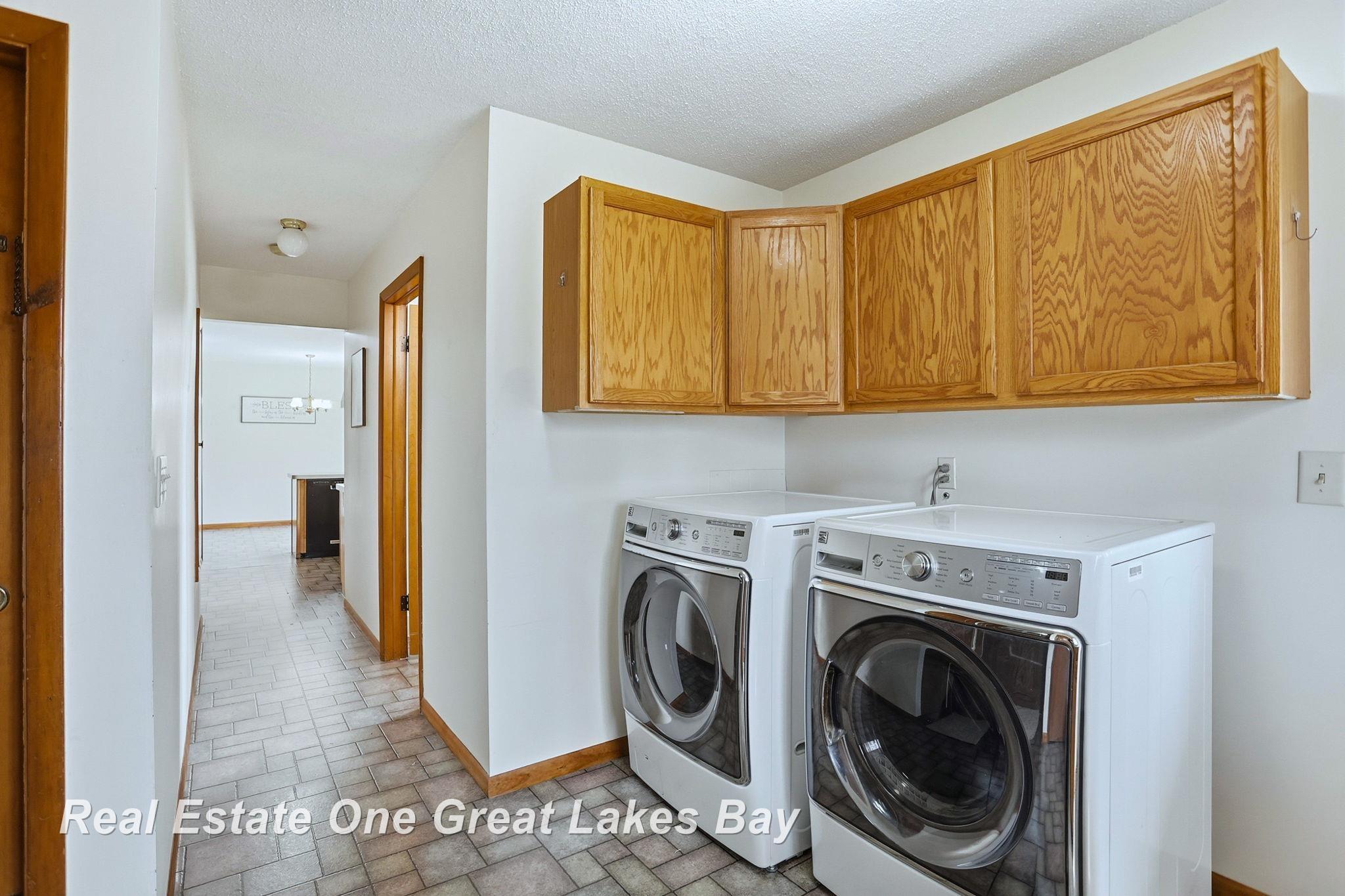 7205 Trinklein Road Saginaw, MI 48609 - Photo 23 of 81 50202618-1b9213bb-f077-49c0-b3f1-6a56b141838f.JPG
