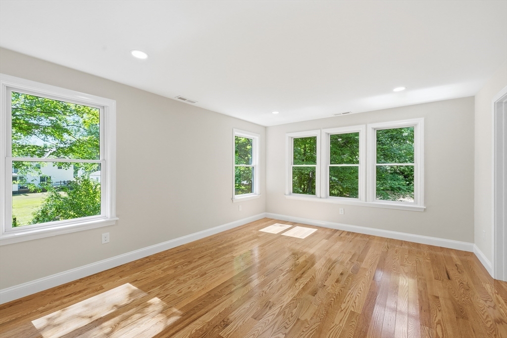 24 Nashua Road, Unit 1 Pepperell, MA 01463 - Photo 11 of 28