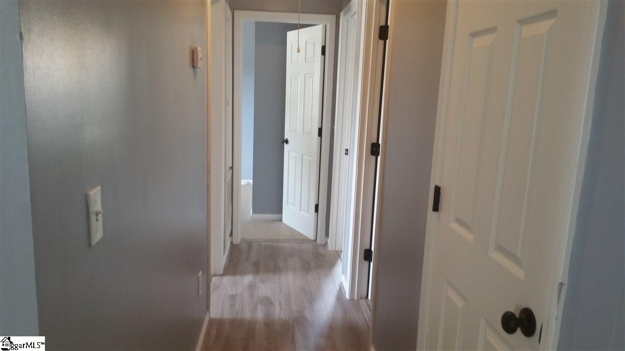 14 Haley Court Greenville, SC 29607 - Photo 7 of 10 Gallery Image 7