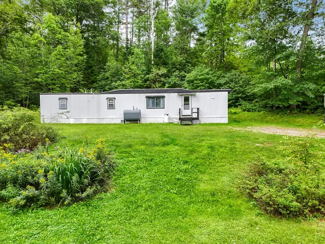 $85,000 | 146 Ferry Street, Solon, ME 04979