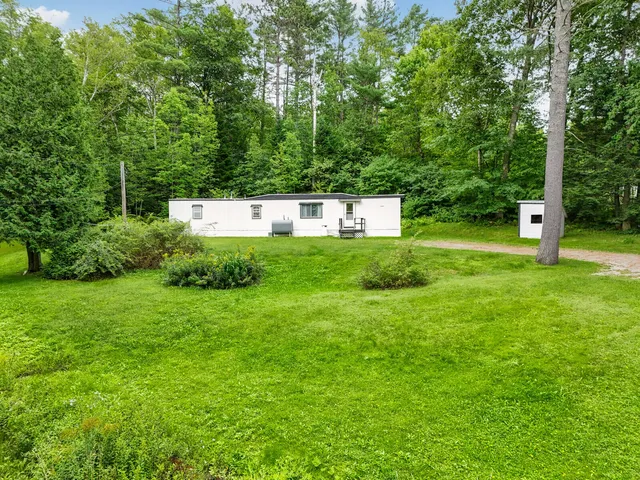 $85,000 | 146 Ferry Street, Solon, ME 04979