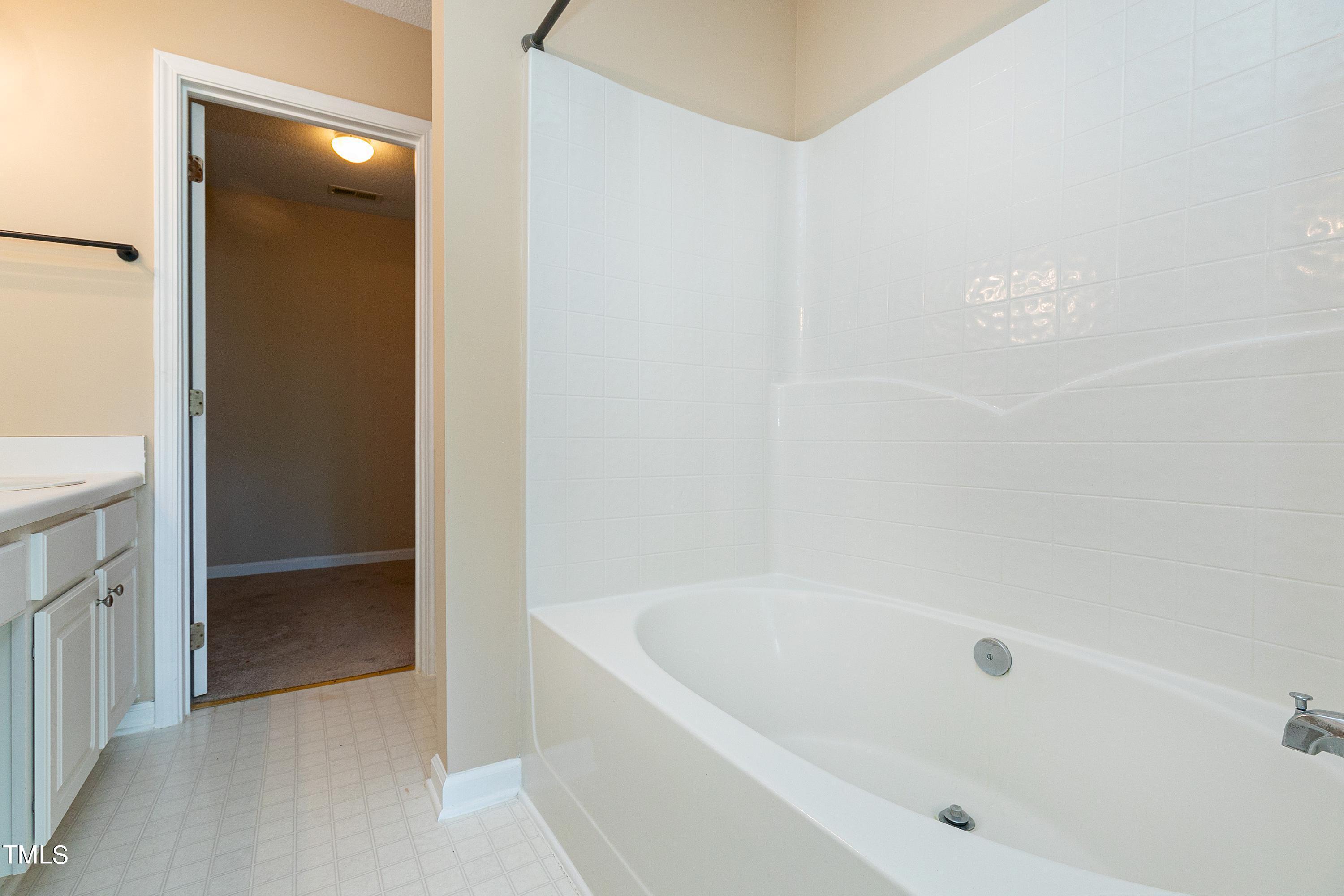 4804 Cardinal Grove Boulevard Raleigh, NC 27616 - Photo 19 of 32 259A6301 copy-3000