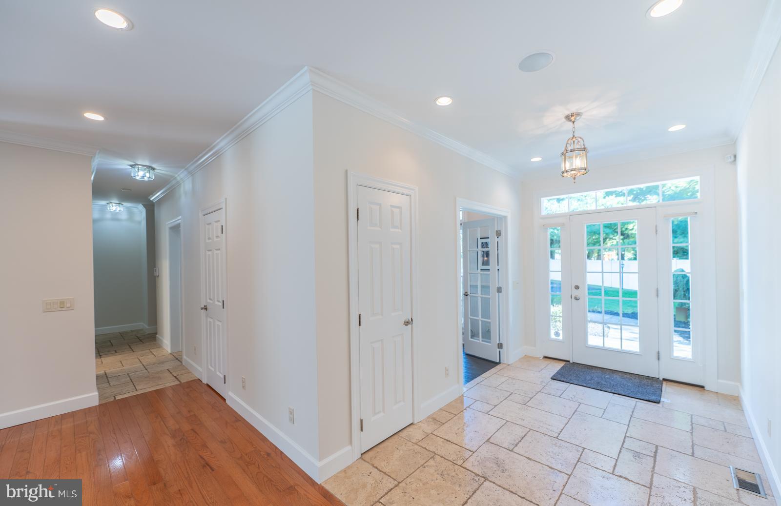 1060 West King Road Malvern, PA 19355 - Photo 4 of 90 Foyer