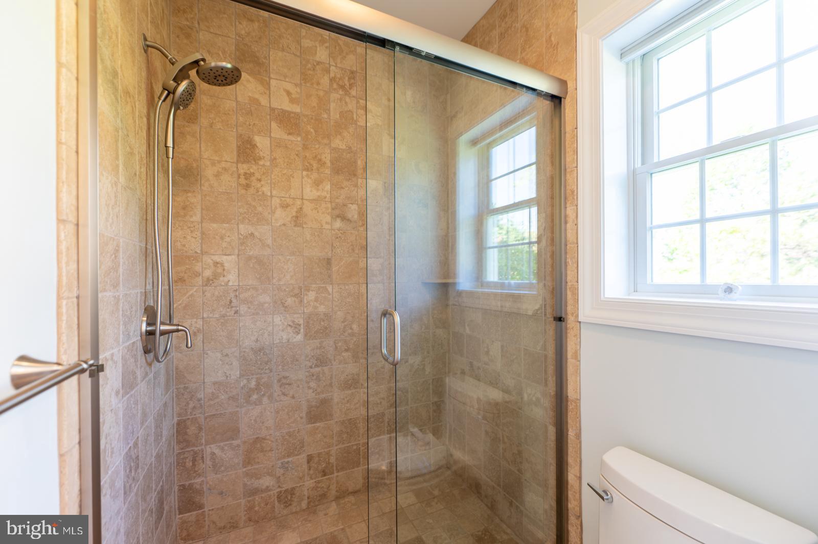 1060 West King Road Malvern, PA 19355 - Photo 55 of 90 Jack/Jill Bath