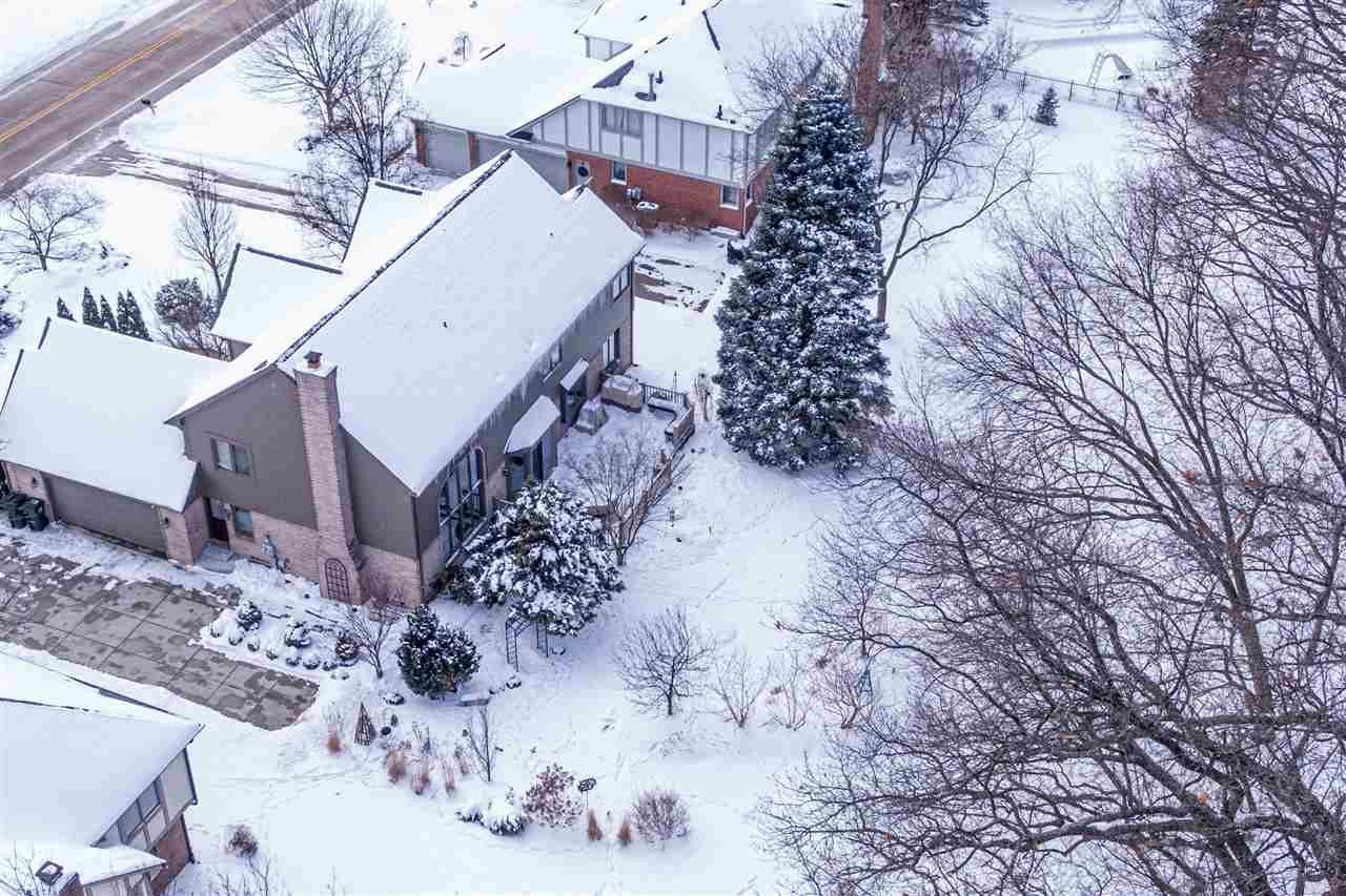 398 Cross Creek Boulevard Rochester, MI 48306 - Photo 41 of 42 50034531-40.JPG