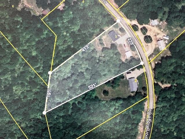 2082 Airport Ridge Road Linden, TN 37096 - Photo 28 of 29 a view of a balcony with wooden stairs