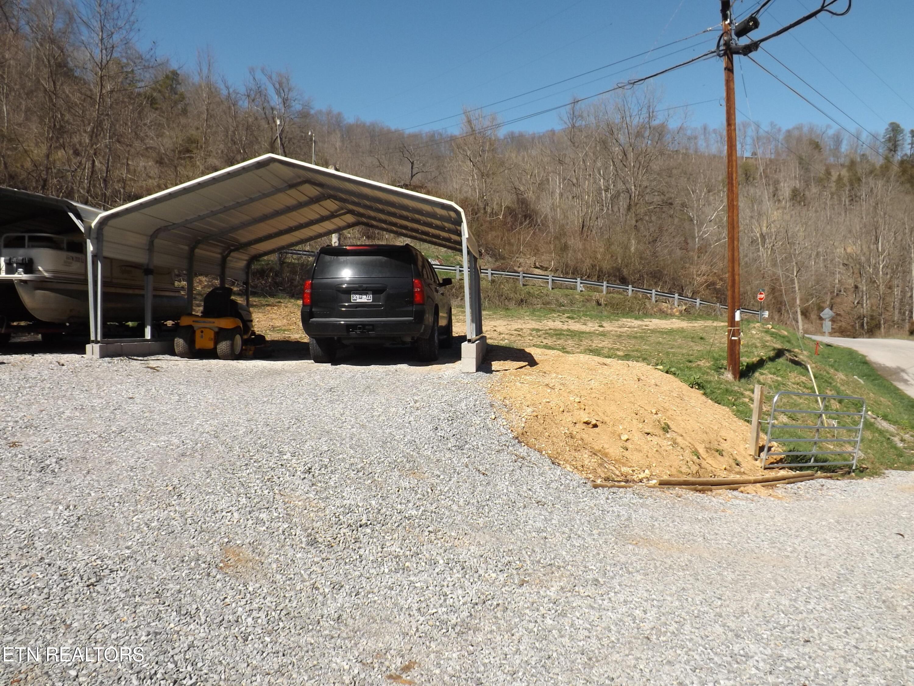 1718 Little Creek Road Harrogate, TN 37752 - Photo 12 of 30 DSCF1589