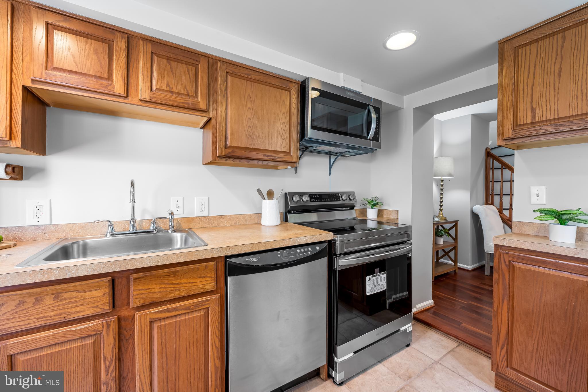 915 Ramsay Street Baltimore, MD 21223 - Photo 8 of 36 Kitchen featuring brand new appliances